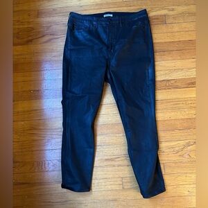 EUC Good American Coated Black Skinny Jeans size 20
